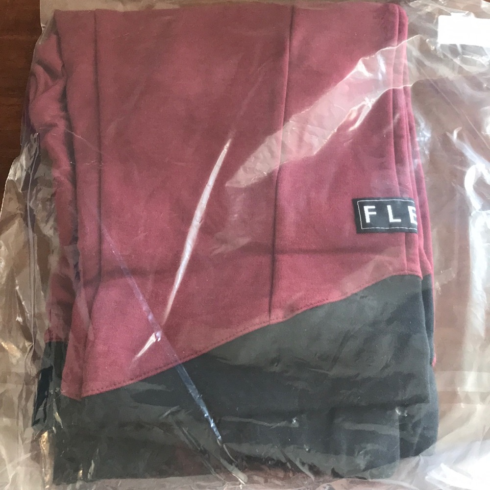 Garnet Fleo Joggers, v3. Released last week.